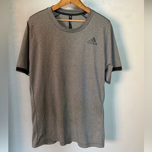 NWOT Adidas FreeLift Short Sleeve Athletic Wear Shirt Size L